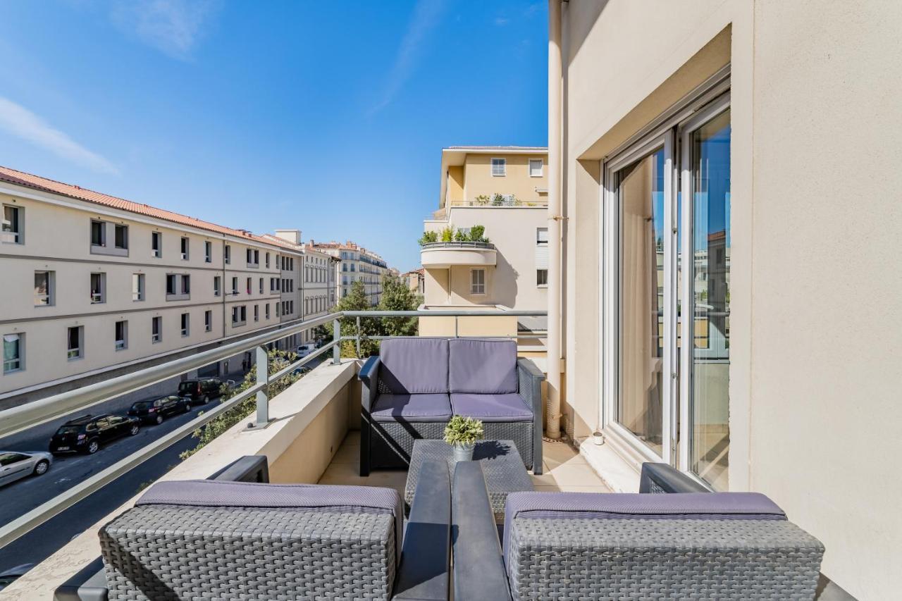 La Joliette; Duplex 2 Chambres, Parking Inclus+ Terrasse+ Ascenseur Marseille Exteriör bild