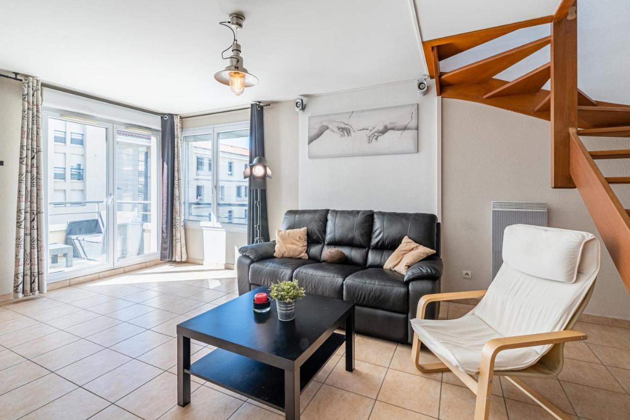 La Joliette; Duplex 2 Chambres, Parking Inclus+ Terrasse+ Ascenseur Marseille Exteriör bild