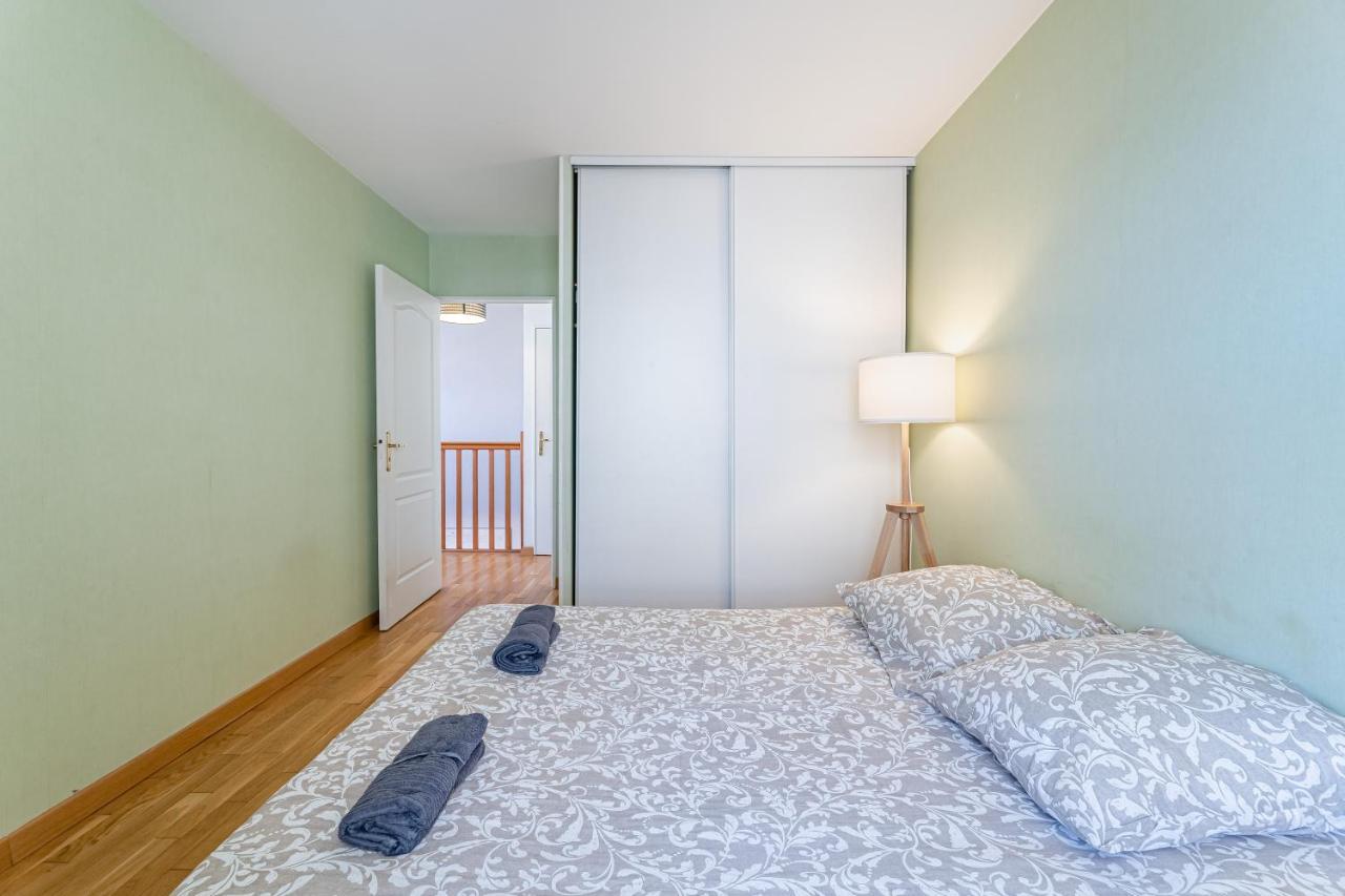 La Joliette; Duplex 2 Chambres, Parking Inclus+ Terrasse+ Ascenseur Marseille Exteriör bild